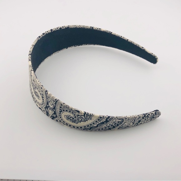 Silk Headband, New, Handmade - Blck and White Pattern - Picture 6 of 8